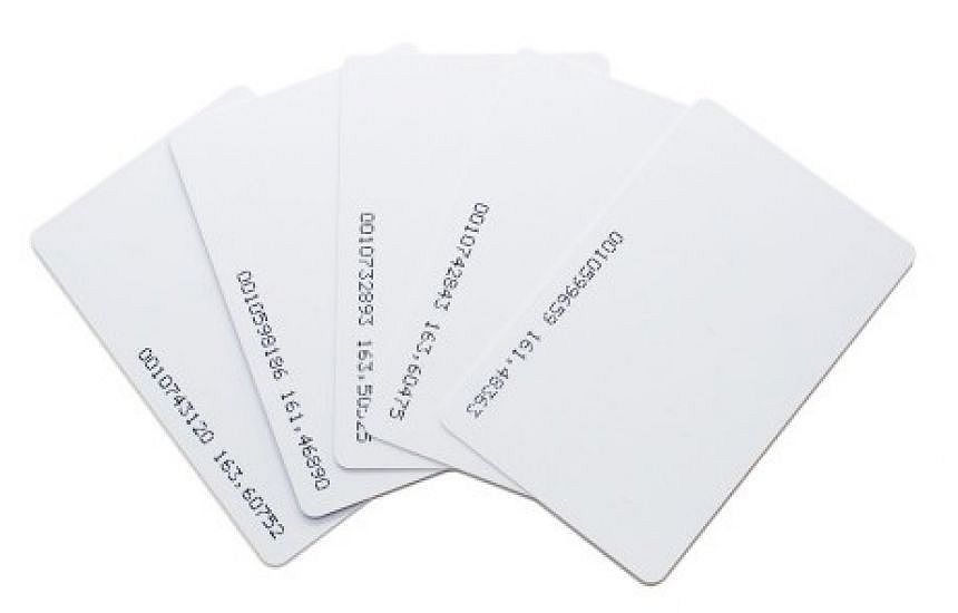 کارتهای مغناطیسی(قابل چاپ یا درج برچسب)